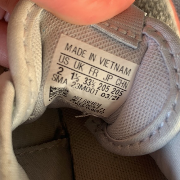 Adidas KIDS - Picture 6 of 6